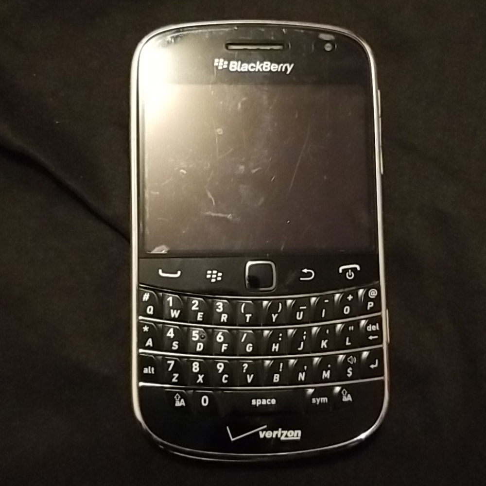 BlackBerry Bold cell phone